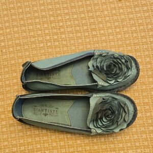 L'ATISTE Green Floral Loafers